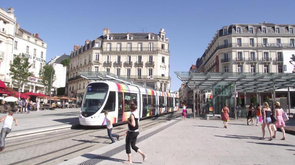 Studio Crimee Pour Deux Personnes Apartment Angers Exterior foto