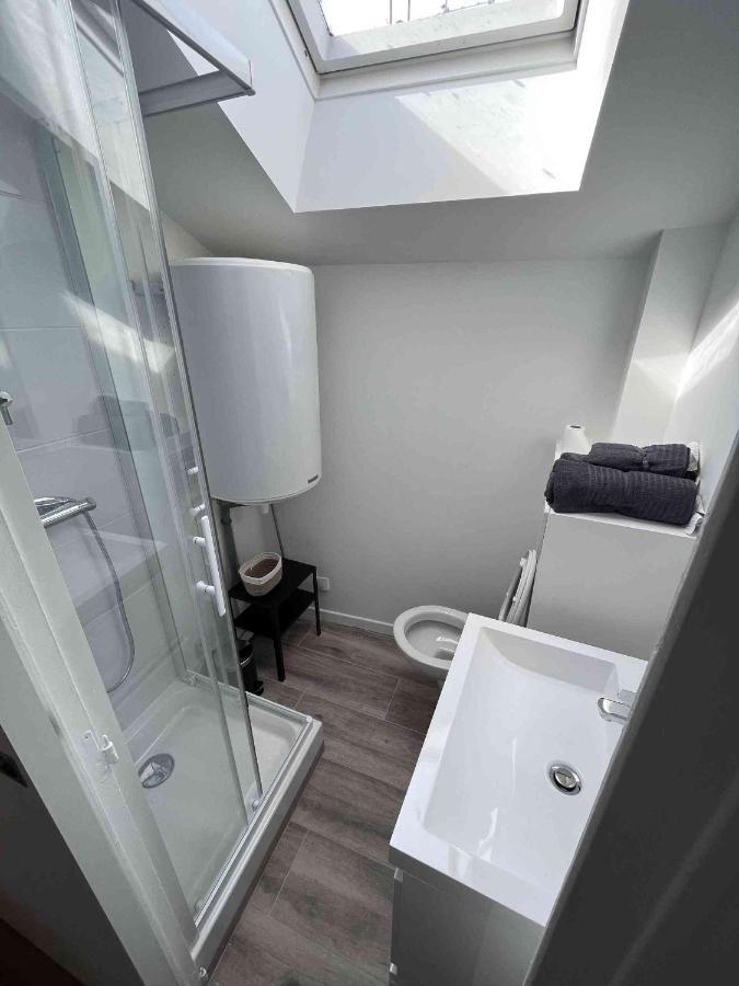 Studio Crimee Pour Deux Personnes Apartment Angers Exterior foto